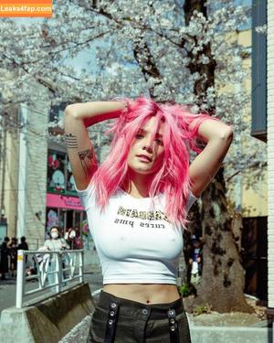 Halsey photo #0351