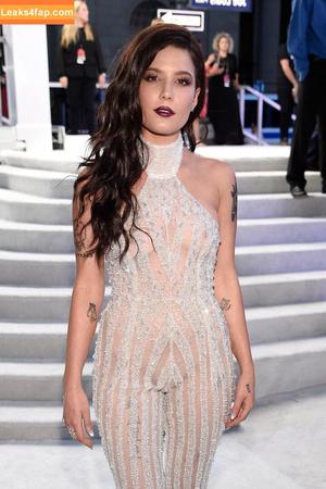 Halsey photo #0360