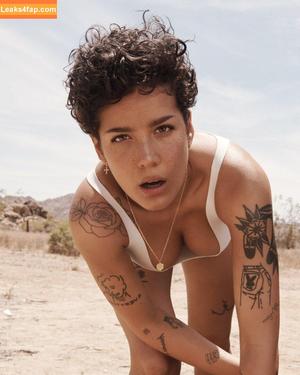 Halsey photo #0380