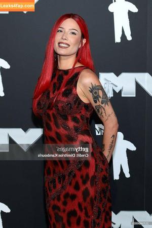 Halsey photo #0804