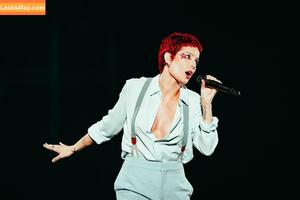 Halsey photo #0842