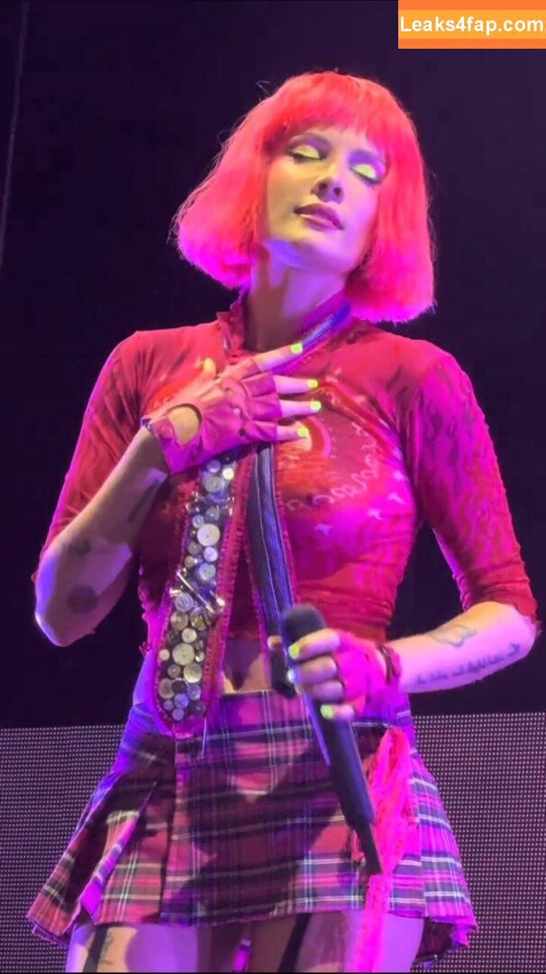 Halsey / iamhalsey / yammahaaa leaked photo photo #1095