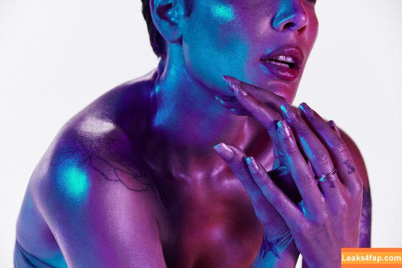 Halsey / https: / iamhalsey leaked photo photo #1221