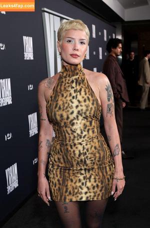 Halsey фото #1131