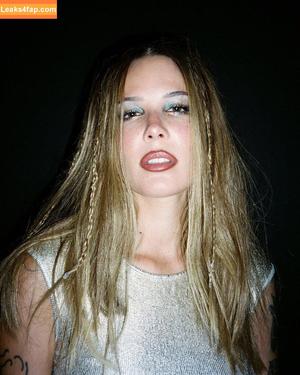 Halsey photo #1189