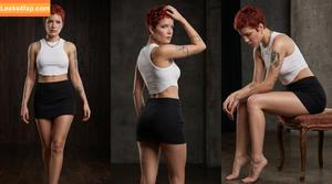 Halsey photo #1210