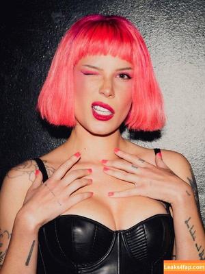 Halsey photo #1235