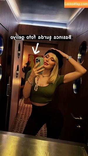 Hande Sarıoğlu photo #0088