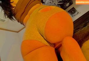 Hangrape photo #0011