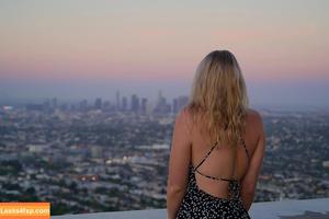 Hanna Lively photo #0001