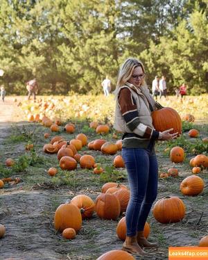 Hanna Lively photo #0006