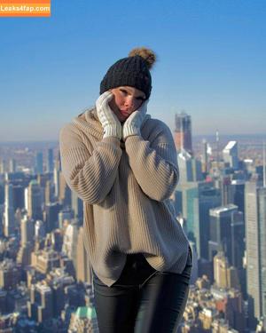 Hanna Lively photo #0009