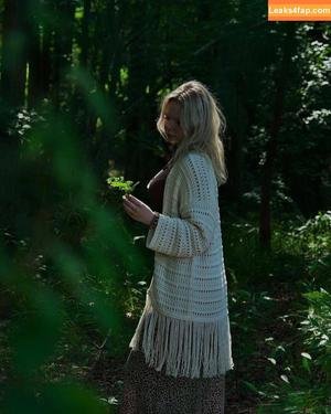 Hanna Lively photo #0010