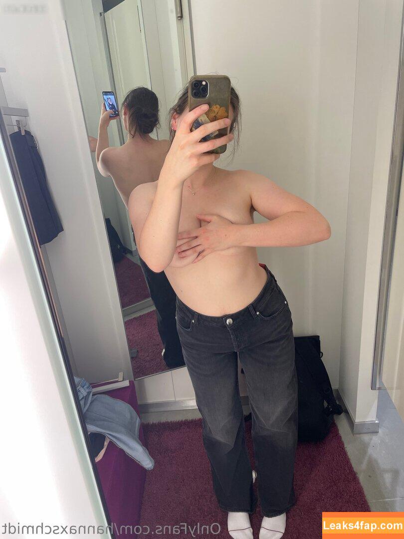 Hanna Schmidt /  leaked photo photo #0048