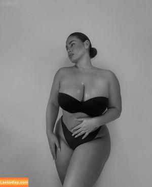 Hanna Wilperath photo #0101