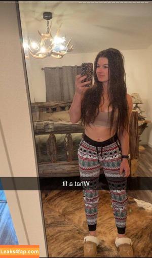 Hannah Barron photo #0477