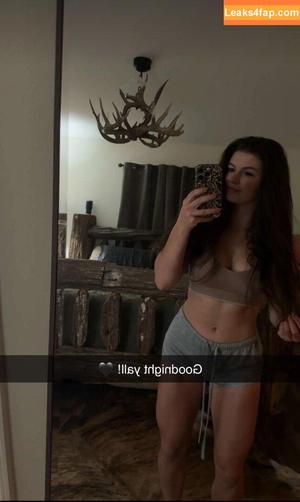 Hannah Barron photo #0478