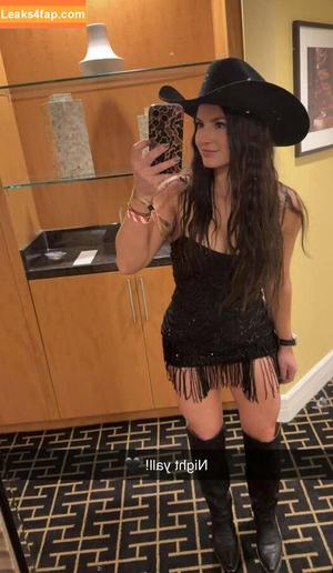 Hannah Barron photo #0487