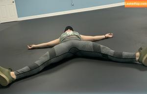 Hannah Barron photo #0494