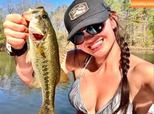 Hannah Barron photo #0505