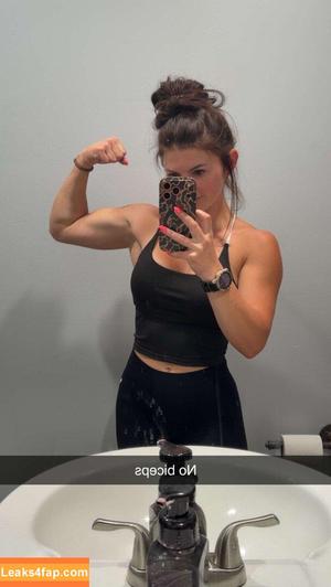 Hannah Barron photo #0526