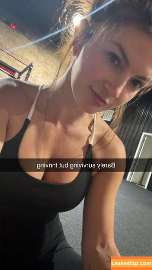 Hannah Barron photo #0527