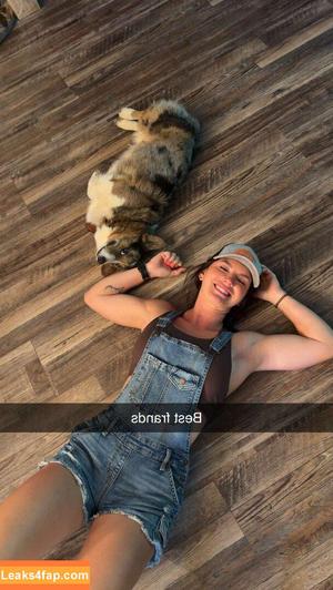 Hannah Barron photo #0556