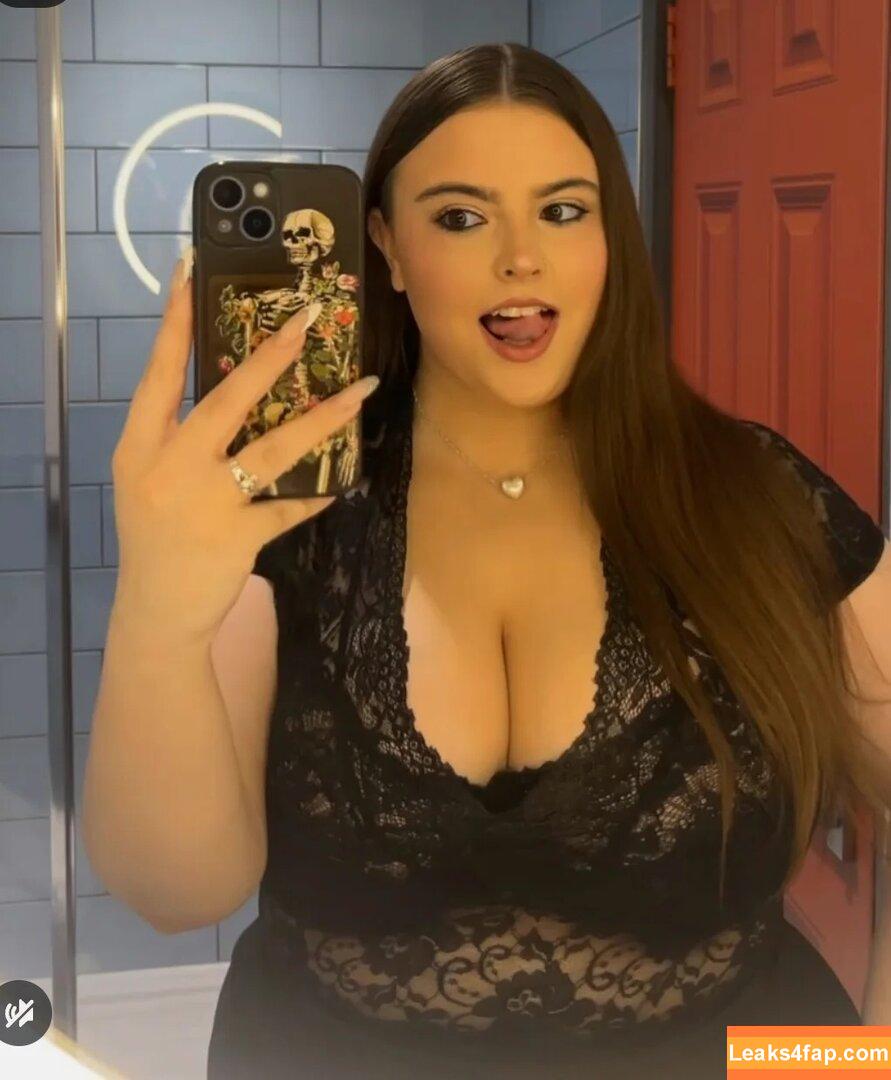 Hannah C / Claydon / hannahcofficial / hannahnextdoor95 leaked photo photo #0254