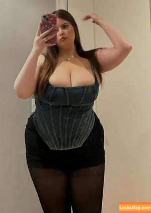 Hannah C photo #0258