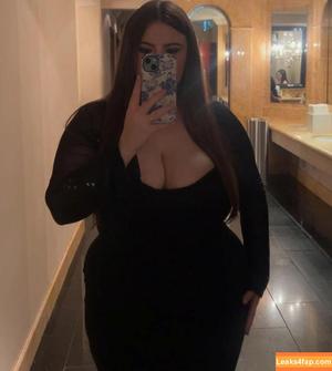 Hannah C photo #0267