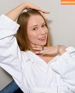 Hannah Einbinder photo #0074