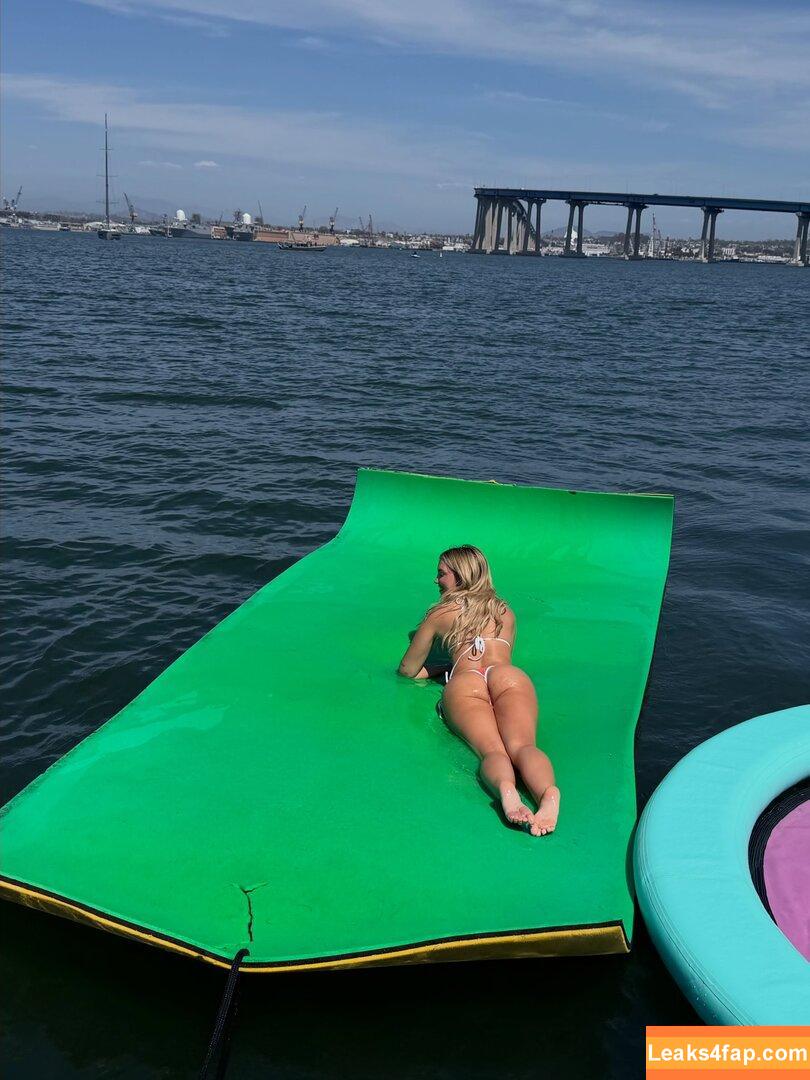 Hannah Fields free nudes