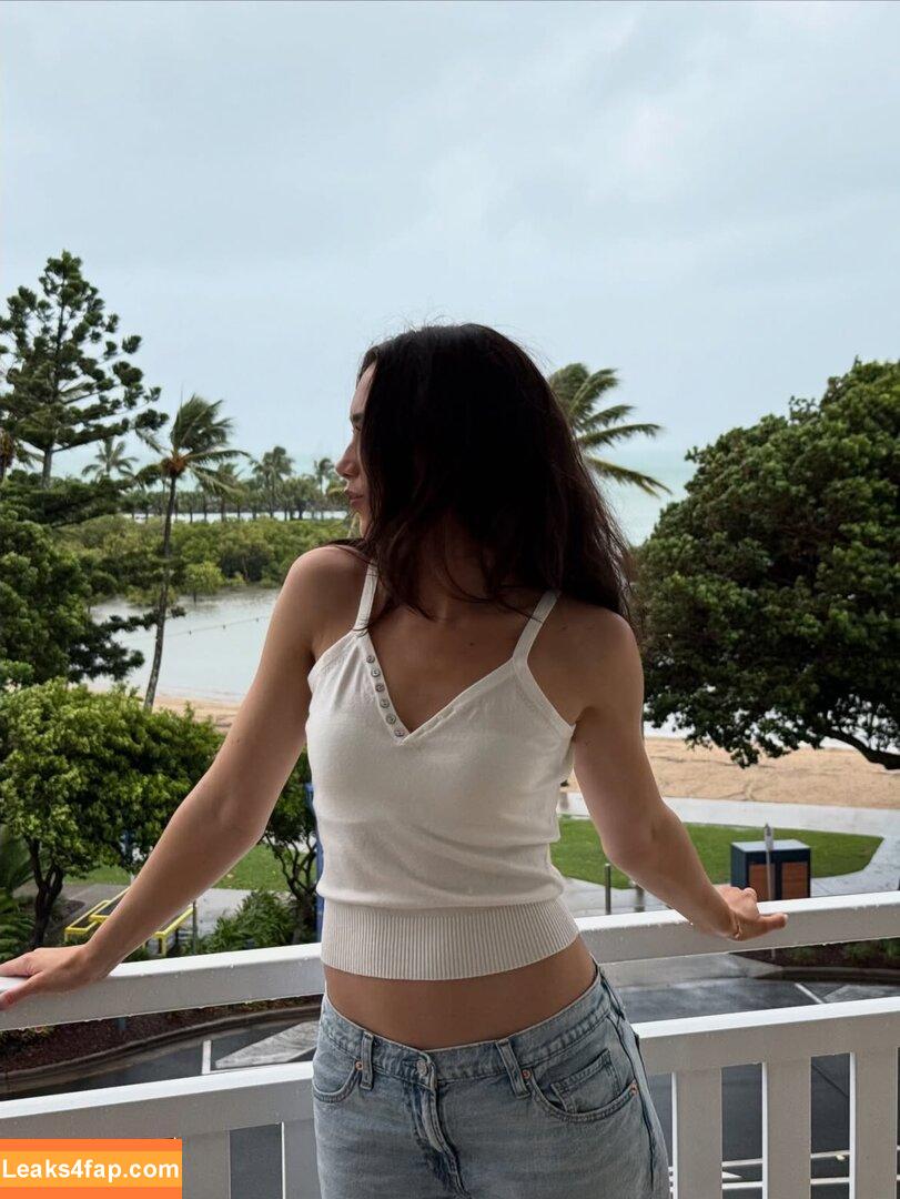 Hannah Meloche / hannahmeloche leaked photo photo #0097