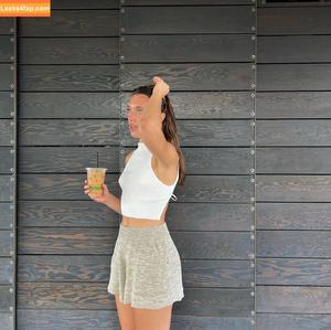 Hannah Meloche фото #0086