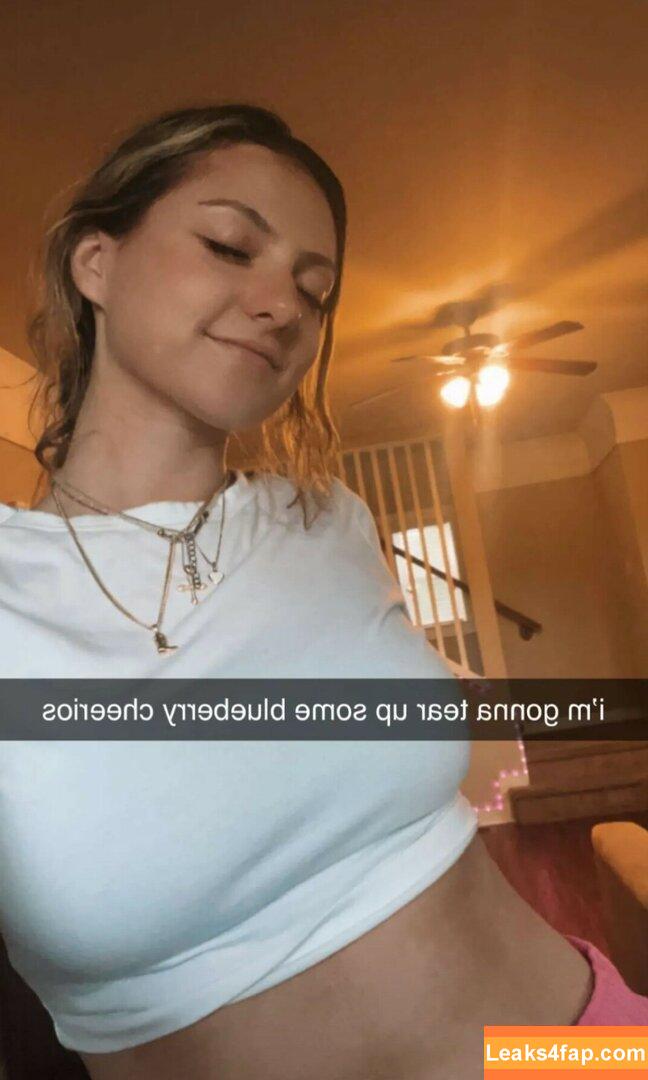 Hannah Montoya / hannah.montoya слитое фото фото #0184