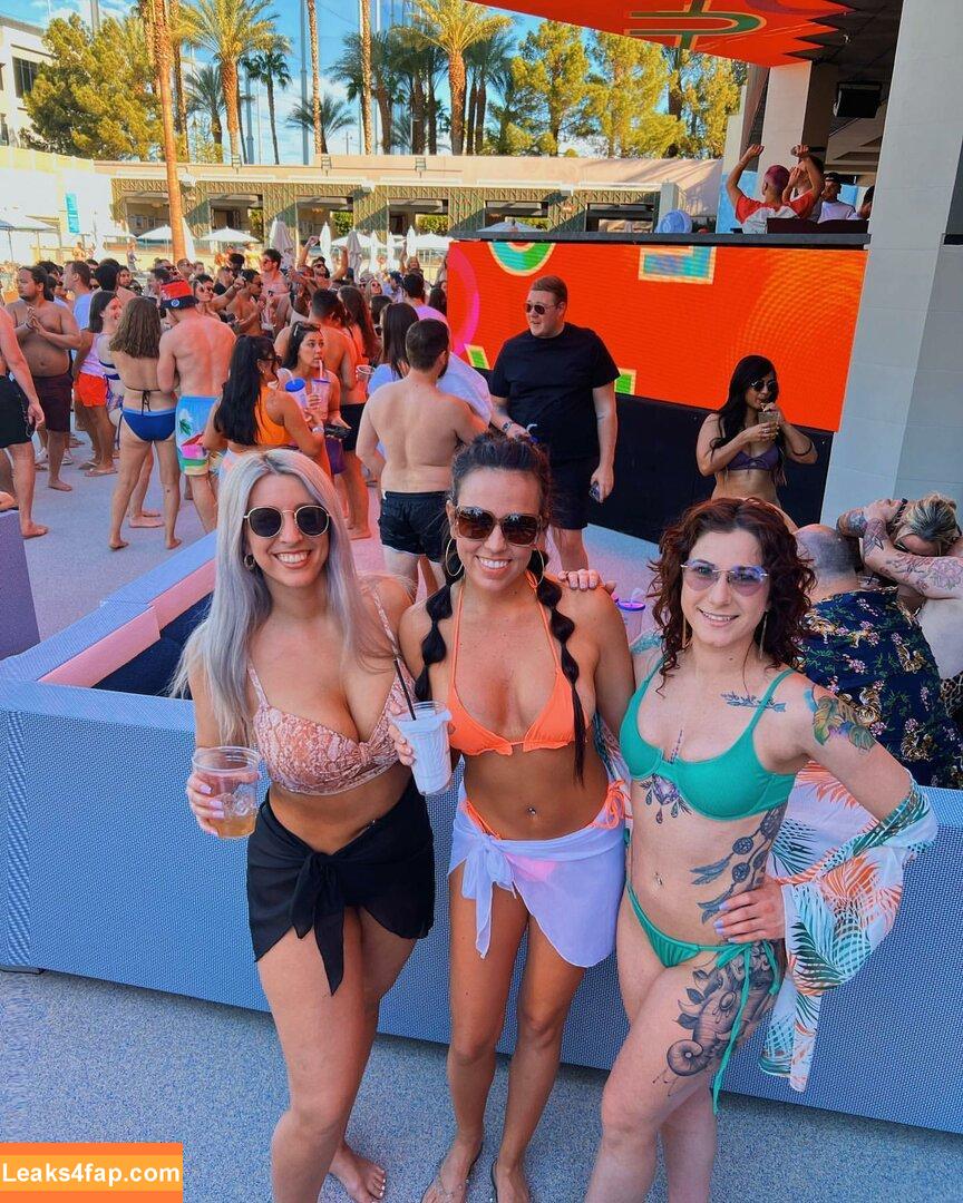 Hannah Murrell / hannahlee00 / hannahmurre11 / twinnumber_one leaked photo photo #0160