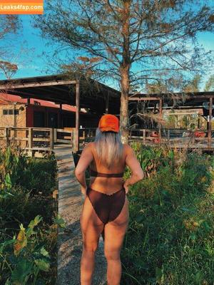 Hannah Murrell photo #0145