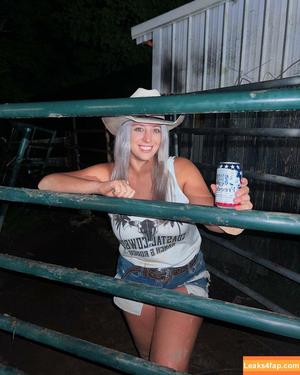 Hannah Murrell photo #0184