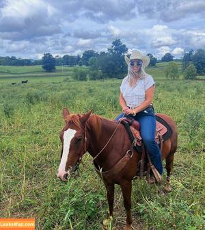 Hannah Murrell photo #0220