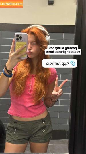 Hannah Stein photo #0399