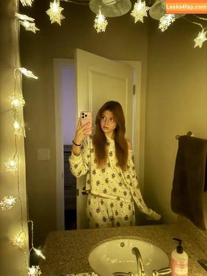 Hannah Stein photo #0403