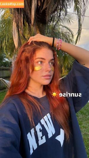 Hannah Stein photo #0410