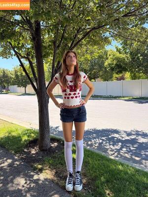 Hannah Stein photo #0425