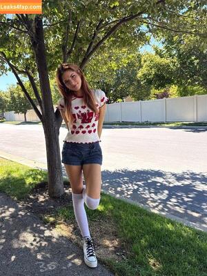 Hannah Stein photo #0430