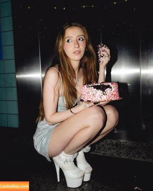 Hannah Urman photo #0084