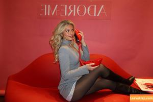 Hannah White photo #0206