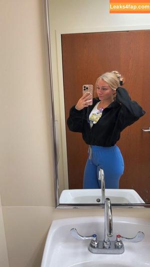 Hannah Woods photo #0451