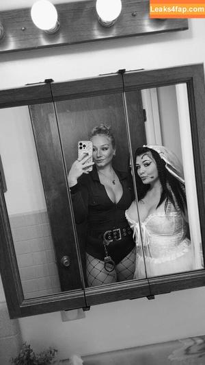 Hannah Woods photo #0453