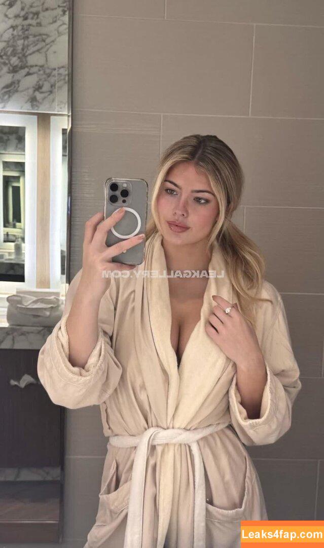 HannahWhite /  leaked photo photo #0009