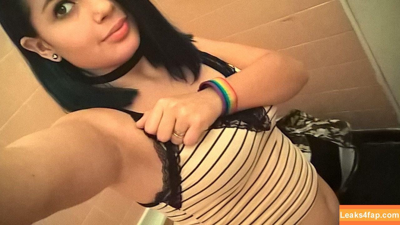 hannuha._ /  leaked photo photo #0002